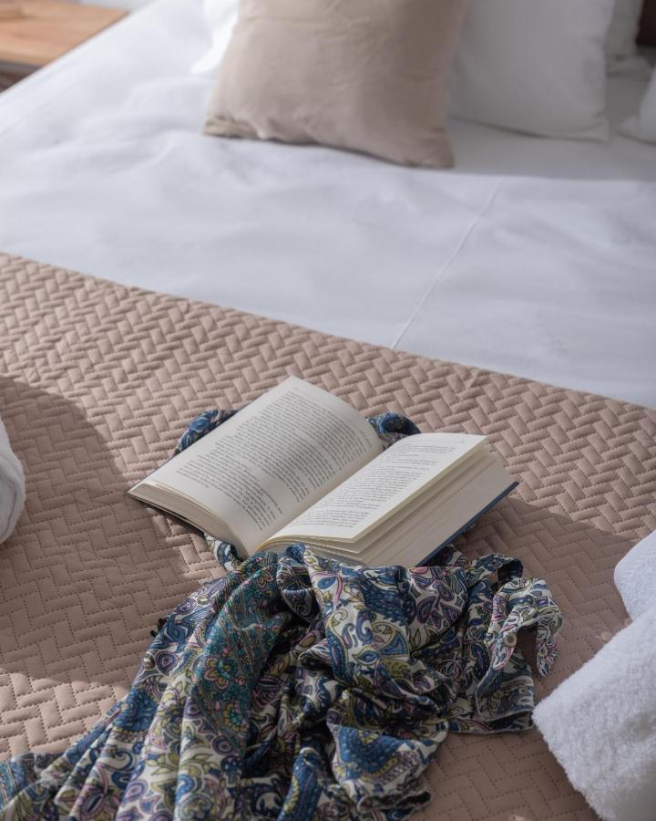 Aphrodite Luxury Accommodation มาตาลา ภายนอก รูปภาพ